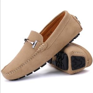 BRAND NEW MENS BEIGE PENNY LOAFERS NWT